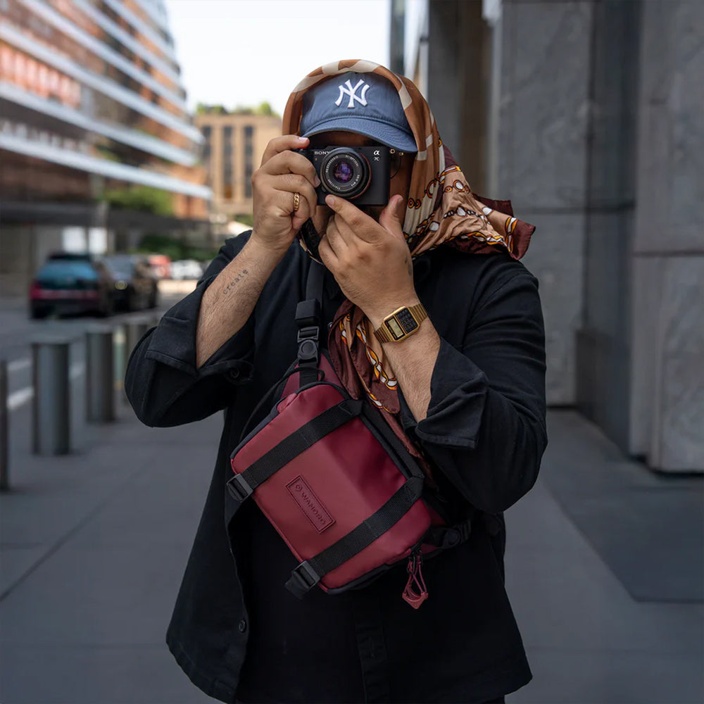 WANDRD ROGUE V2 4L CAMERA SLING BAG RHONE BRUGUNDY - SLG4-RB-2