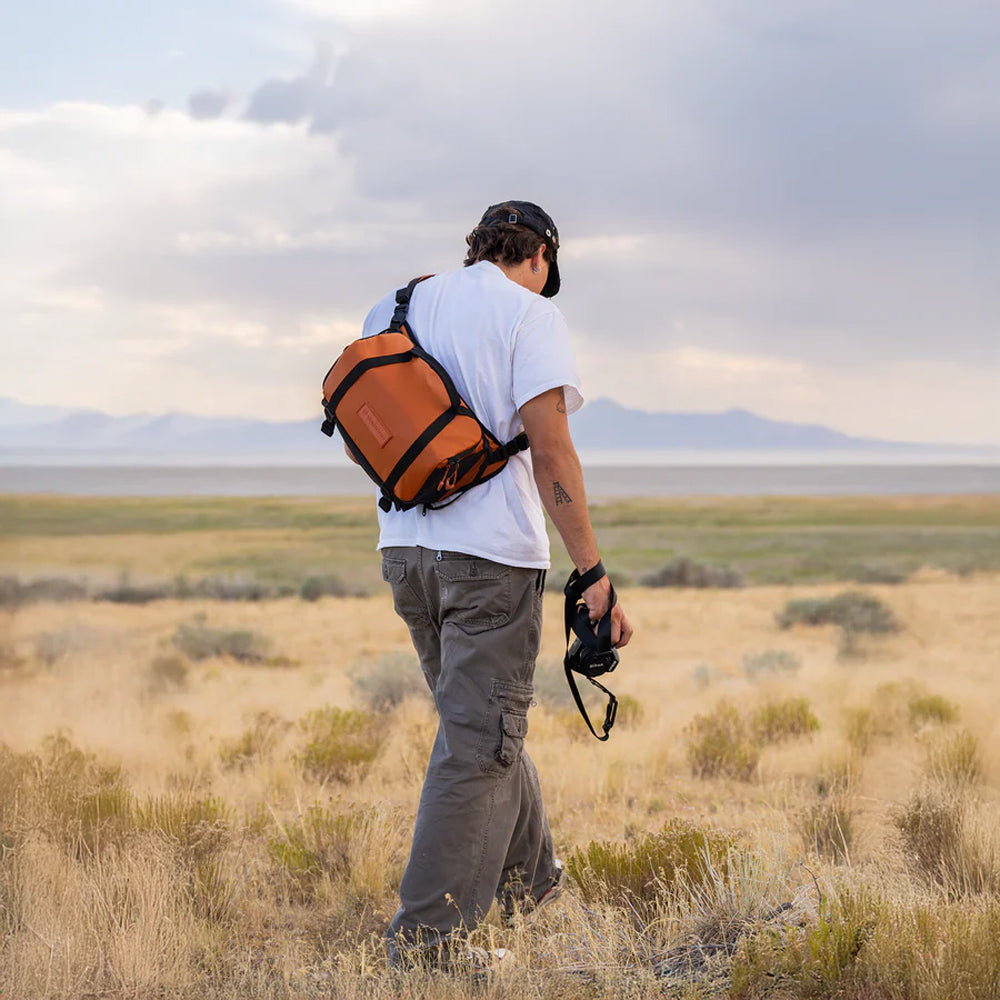 WANDRD ROGUE V2 9L CAMERA SLING BAG SEDONA ORANGE - SLG9-SO-2