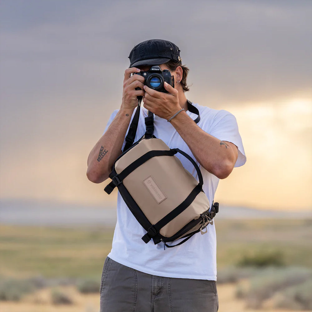 WANDRD ROGUE V2 9L CAMERA SLING BAG YUMA TAN - SLG9-YT-2