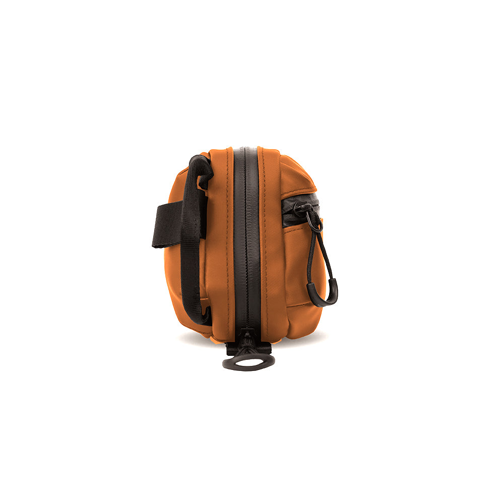 WANDRD TECH BAG MEDIUM SEDONA ORANGE - TP-MD-SO-2