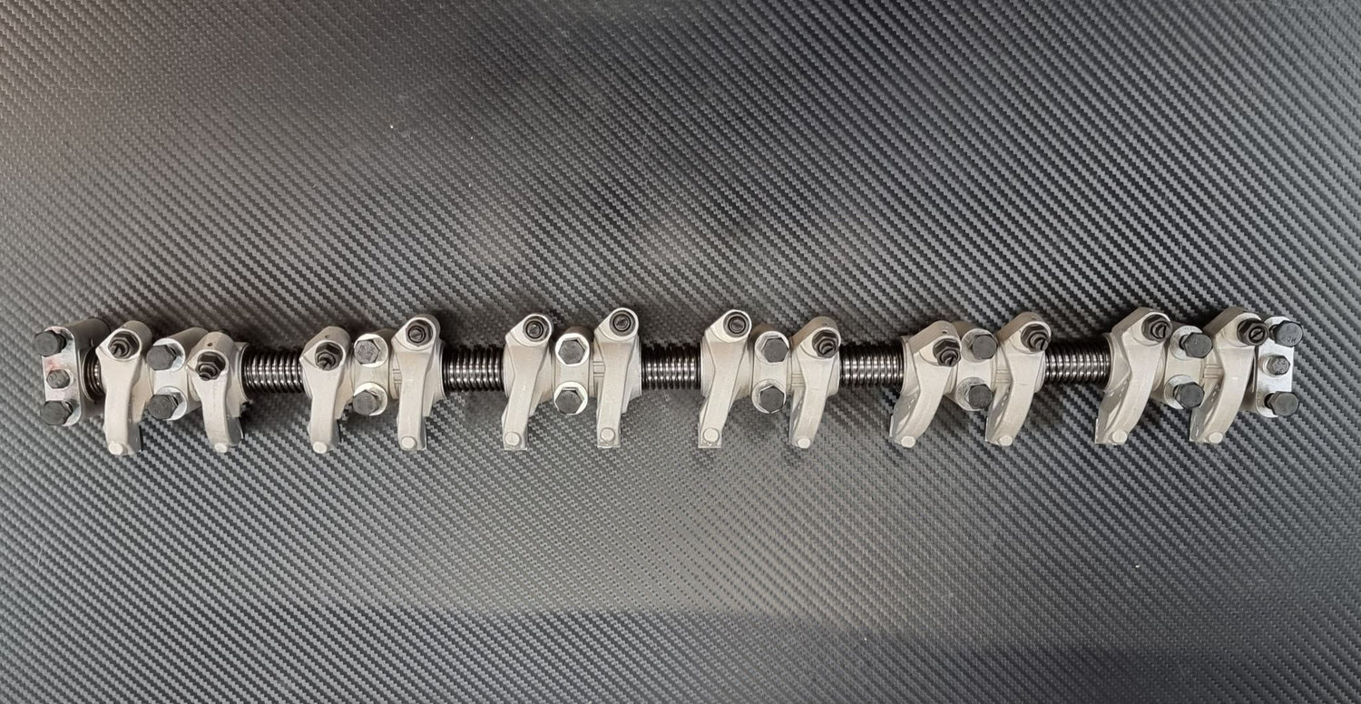 Nissan TD42 Complete Rocker Shaft Complete assembled with rockers TD42 TD42T