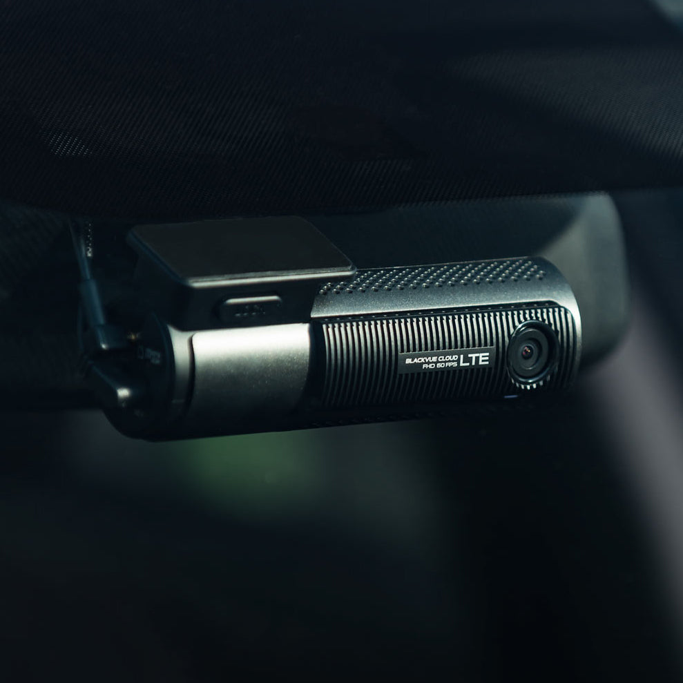 BLACKVUE DR900X-1CH PLUS 4K UHD DASHCAM WITH 32GB SD CARD - DR900X-1CH 32GB PLUS