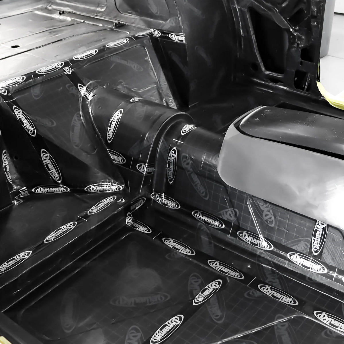 DYNAMAT XTREME TECH PACK SOUND DEADENING (450MM X 800MM) - 7 SHEET PACK - 10428