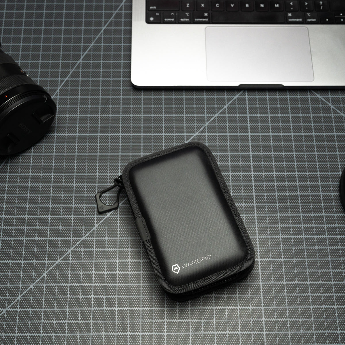 WANDRD MEMORY CARD CASE BLACK - MCC-BK-1