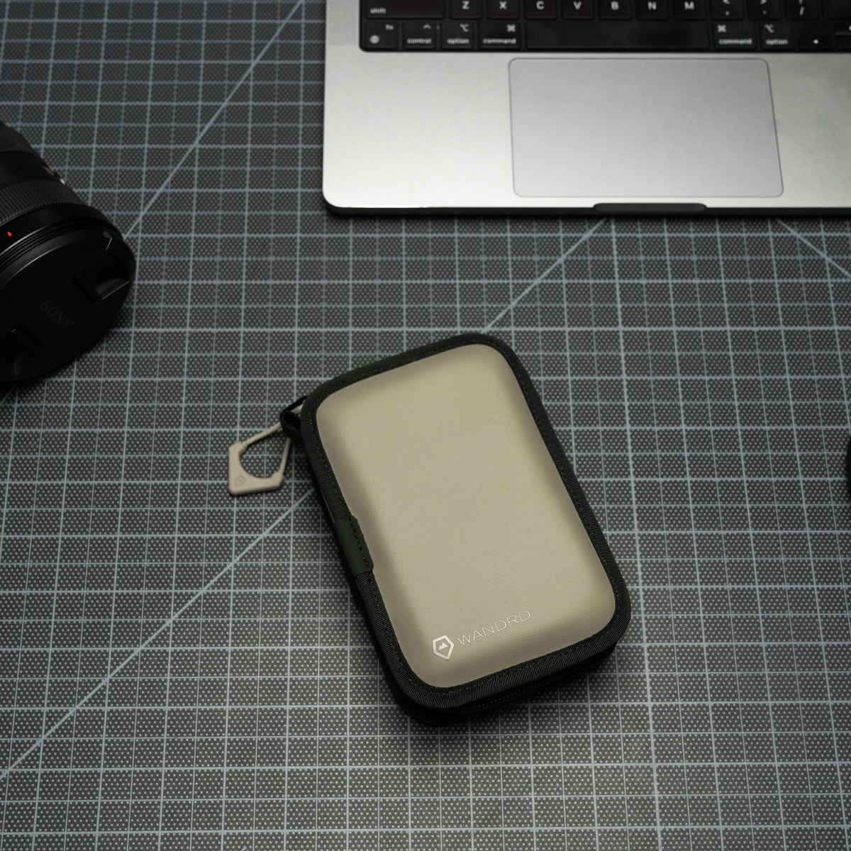 WANDRD MEMORY CARD CASE YUMA TAN - MCC-YT-1