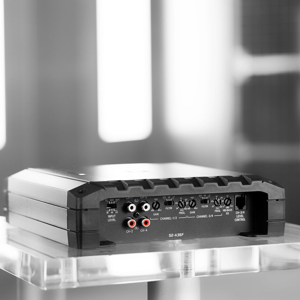 ALPINE (S2 SERIES) 4 CH AMP 60W RMS X 4 / 180W RMS X 2 @ 4OHM BRIDGED - S2-A36F