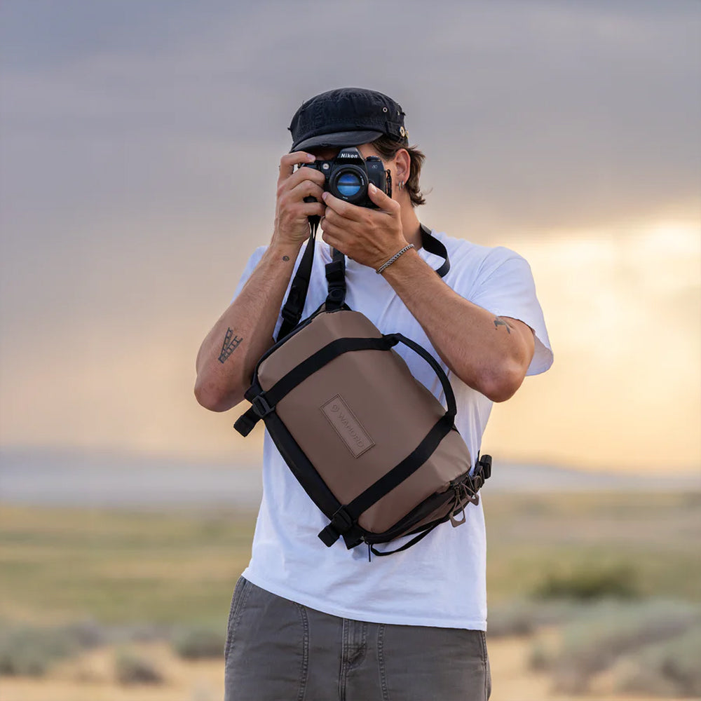 WANDRD ROGUE V2 9L CAMERA SLING BAG ATACAMA CLAY - SLG9-AC-2