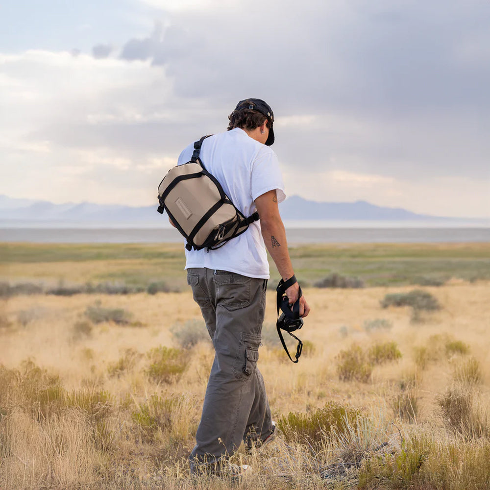 WANDRD ROGUE V2 9L CAMERA SLING BAG YUMA TAN - SLG9-YT-2