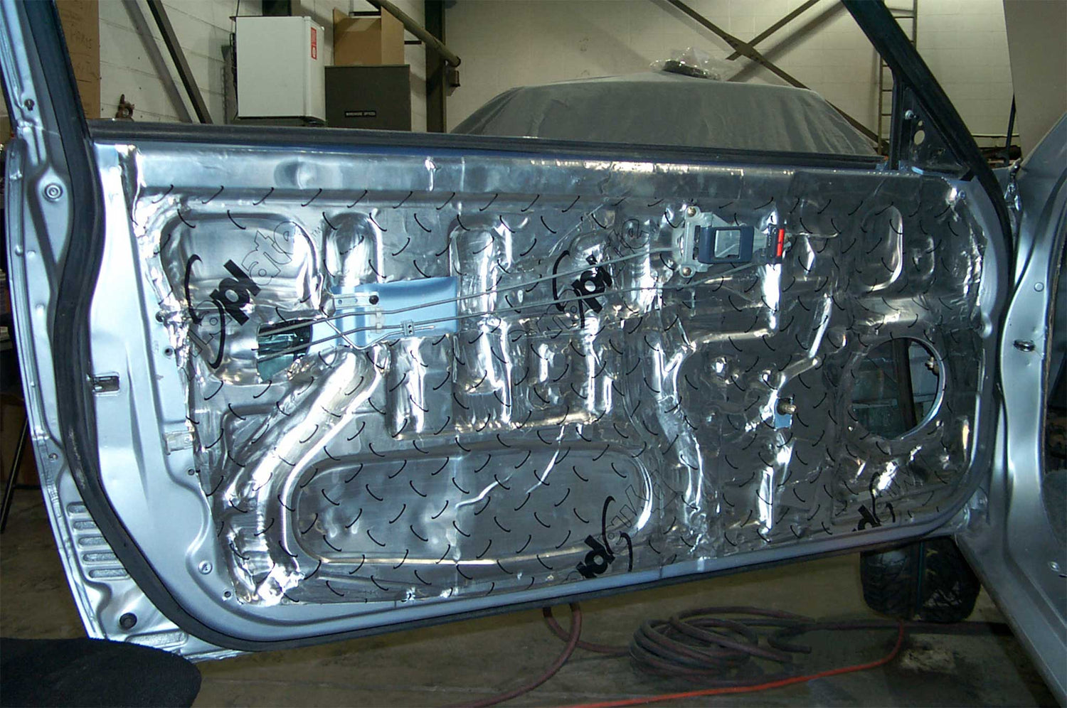 DYNAMAT DYNAPLATE (609MM x 762MM) 3 SHEET PACK - 13105