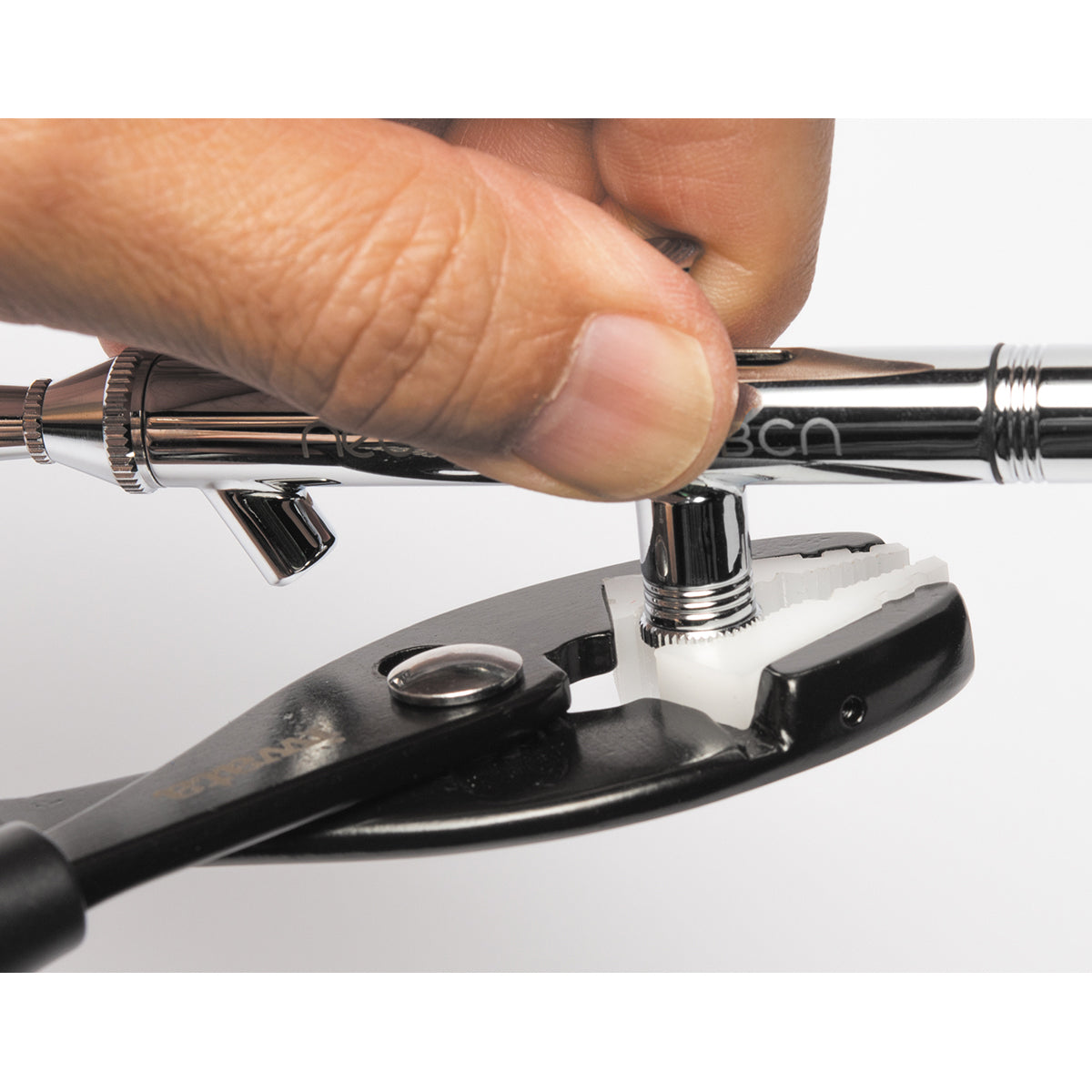 IWATA AIRBRUSH PROFESSIONAL MAINTENANCE KIT - CL500