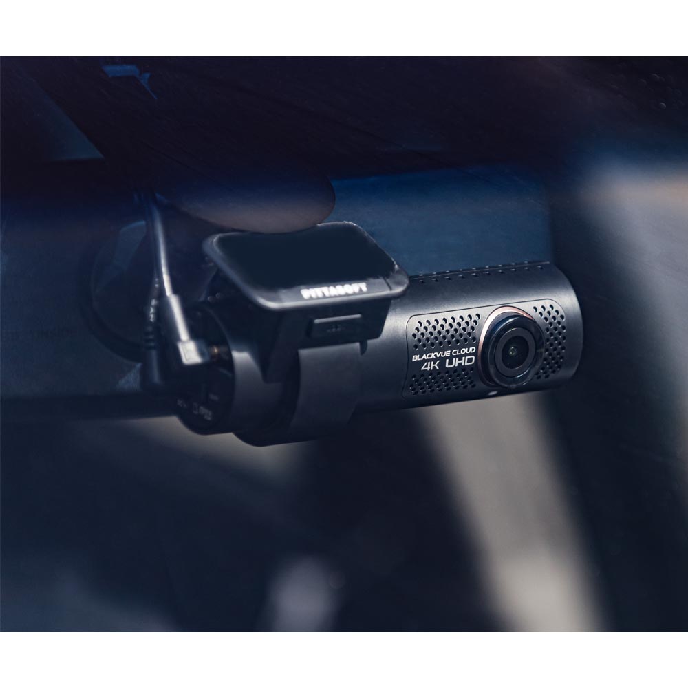 BLACKVUE DR900X-2CH PLUS 4K UHD DASHCAM WITH 32GB SD CARD - DR900X-2CH 32GB PLUS